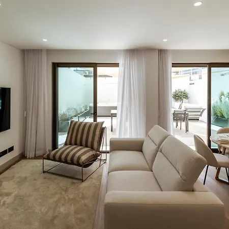 The Downtown Largo Do Carmo Apartman *